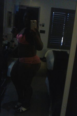 La Nantaise en chaleur Samira - rencontre-Ronde-Nantes